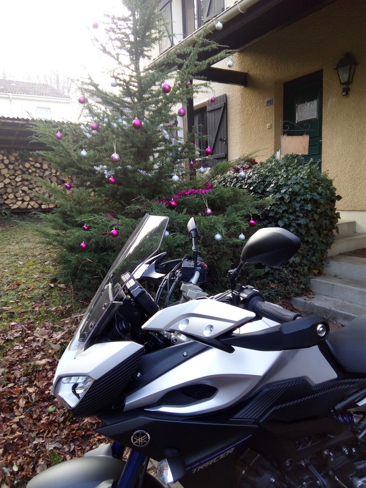 Pour Noël, vous offrez quoi à votre Tracer 201612-tracer-900-005